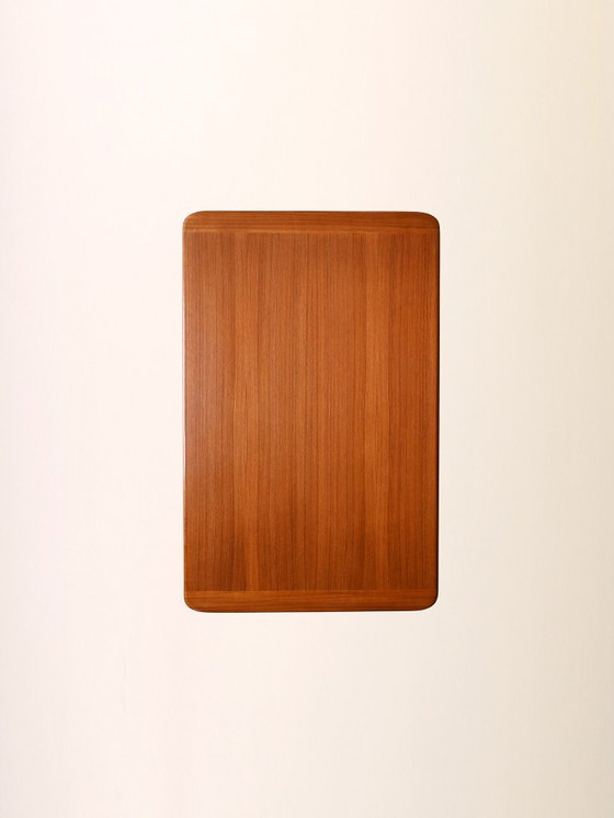 Image 1 of Table d'appoint scandinave en teck avec pieds tournés