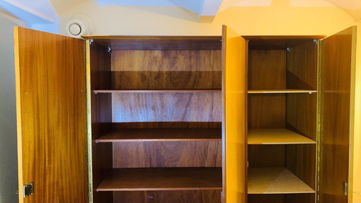 Armadio vintage di metà secolo