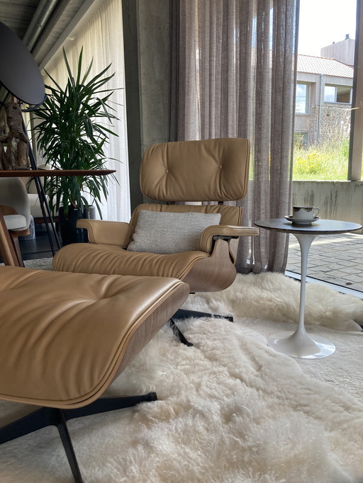 eames lounge chair + ottoman vitra