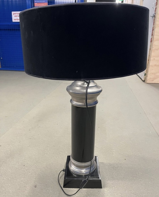 Image 1 of Luxe Eichholtz Tafellamp Newport – 81 cm Hoog