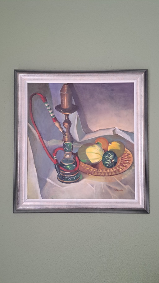Painting bong and fruit bowl