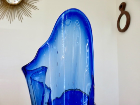 Grand vase "Mouchoir" en verre soufflé bleu cobalt, années 60 – Glass (photo 9 of 14)