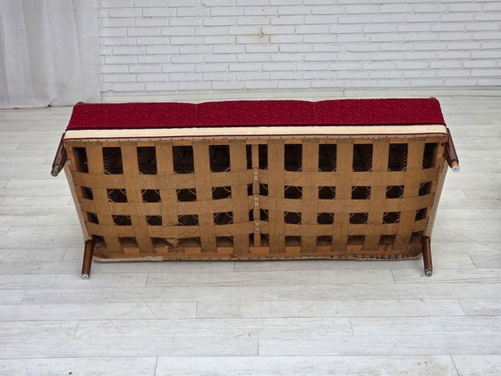 Image 1 of Divano danese a 3 posti degli anni '50, rivestimento originale in lana per mobili rosso/beige.
