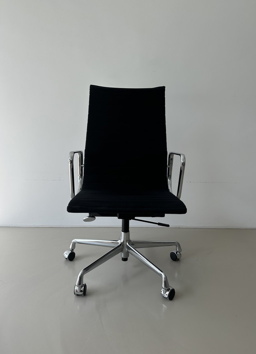 Vitra EA 119 chrome - sac à dos noir