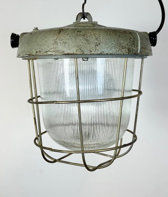 Image 1 of Lampada a sospensione industriale in ghisa a gabbia, anni '60