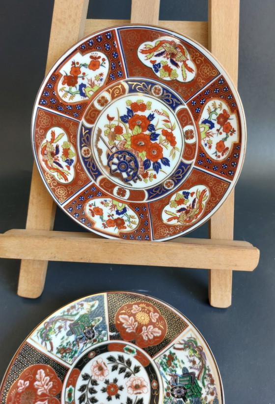 Image 1 of Vintage Hand-Painted Imari Wall Plates with Floral & Bird Motifs - Set of 2