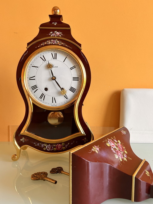 Antique Neuenburger Eluxa "Swiss Made" Pendulum with Serial Number 37775 and Signature S. Sutter, 1950s-1970s