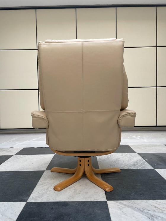 Poltrona Reclinabile Girevole in Pelle, Crema, Poltrone relax, Legno, Vintage (foto 8 di 13)