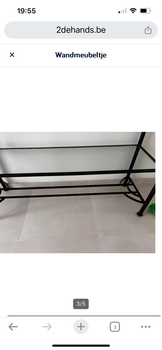 Image 1 of Preciosa unidad de pared con espejo.