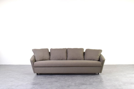 Image 1 of Ruimtevaart-achtige Duitse sofa uit de jaren 60.
