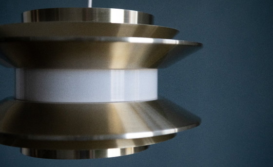 Lampada a sospensione svedese color oro di Carl Thore – Lampade a sospensione, Metal (photo 4 of 11)