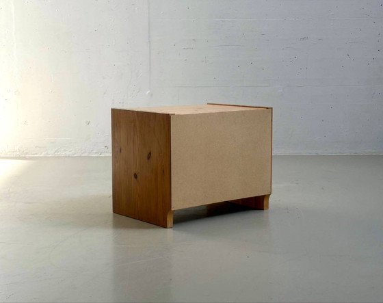 Vintage nachtkastje van grenenhout, jaren 70 – Wood (photo 5 of 13)