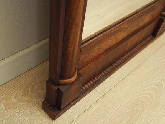 Image 1 of Miroir dans un cadre en bois, design danois, années 1970, production : Danemark