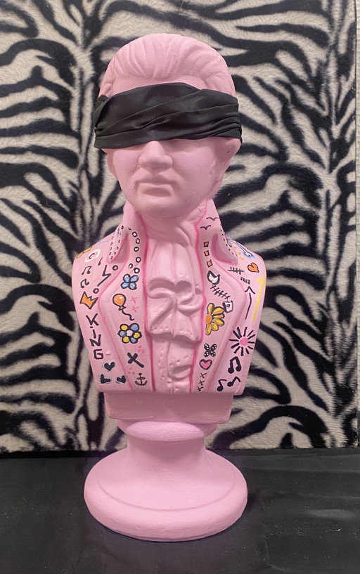 MOZART RELOADED - hand-painted sculpture (unique art object)" 📝 Description (example):  This is not a classical composer