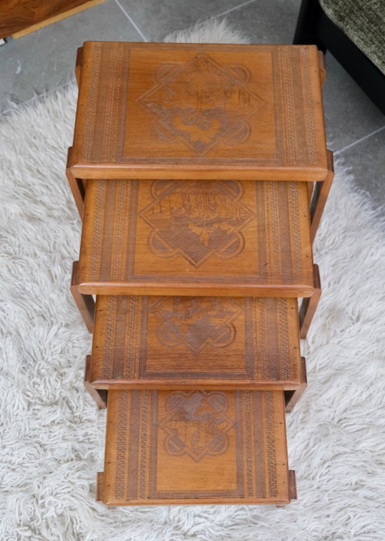 Set of Nesting Tables from the 1940s – Side tables, Wood (photo 3 of 7)