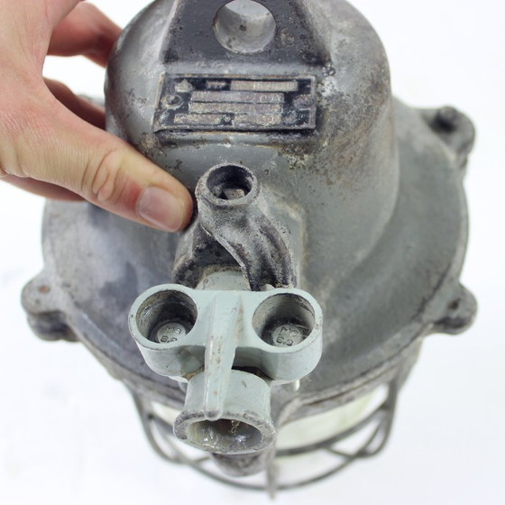 Image 1 of Plafonnier industriel, Tchécoslovaquie, années 1940