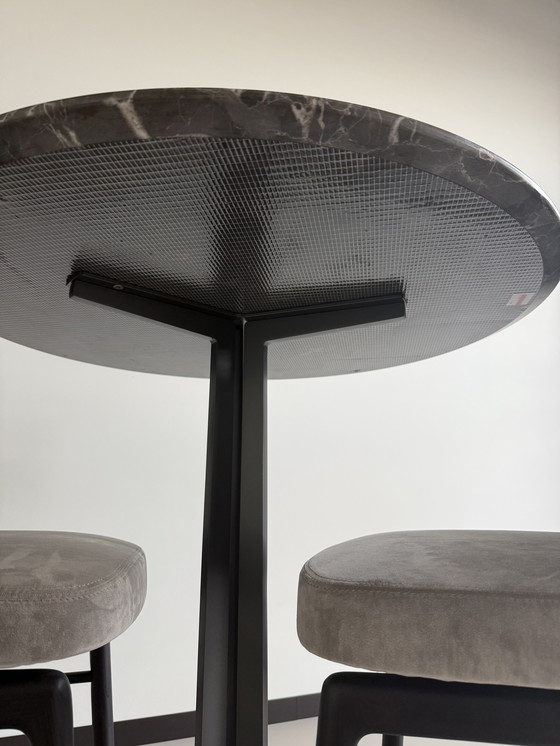 Image 1 of Table Flexform Fly et chaises Vesta