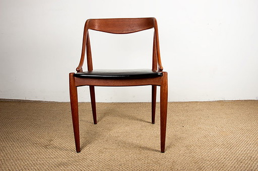 Series of 6 Danish chairs in Teak and Skaï, model 16 by Johannes Andersen for Uldum Mobelfabrik 1965.