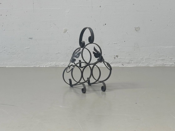 Image 1 of Dekorativer Weinflaschenhalter aus Schmiedeeisen mit Weinlaub-Motiv, 20. Jahrhundert