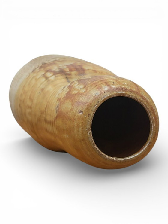 Image 1 of Antoine De Vinck sandstone vase (1924-1992)