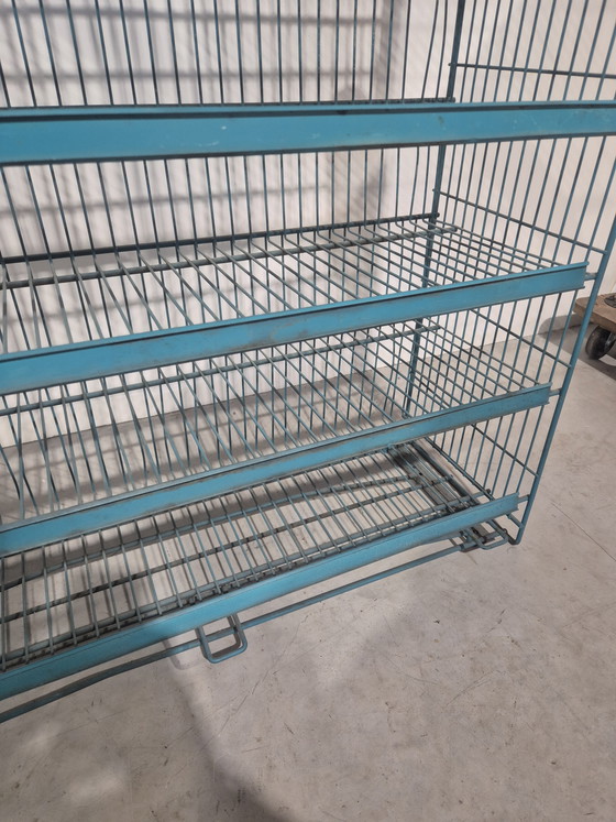 Image 1 of Casier à vin vintage bleu azur français