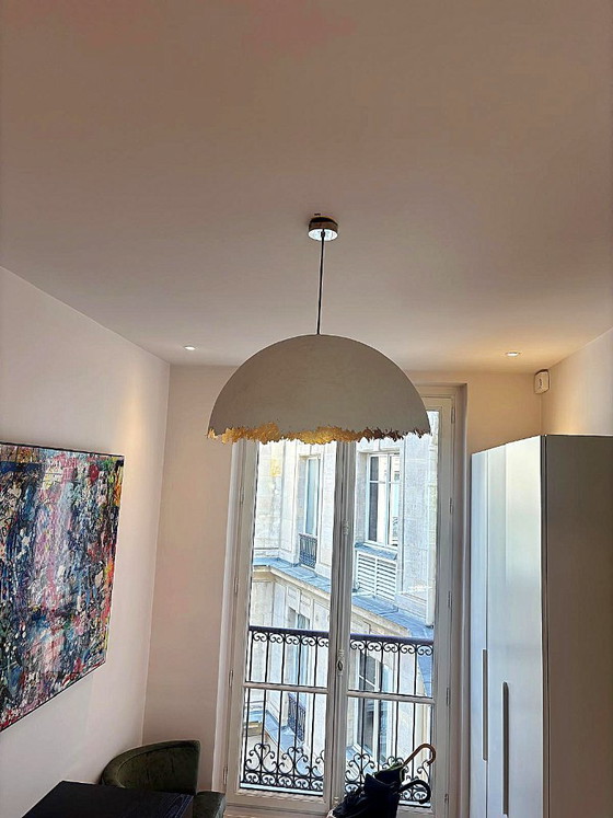 PostKrisi 49 Catellani & Smith Pendant Lamp, Ø 60 cm, gold leaf (2 available), Fiberglass, White (photo 7 of 7)