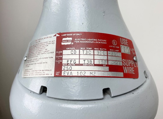Image 1 of Lampada industriale antideflagrante grigia di Crouse-Hinds, anni '70
