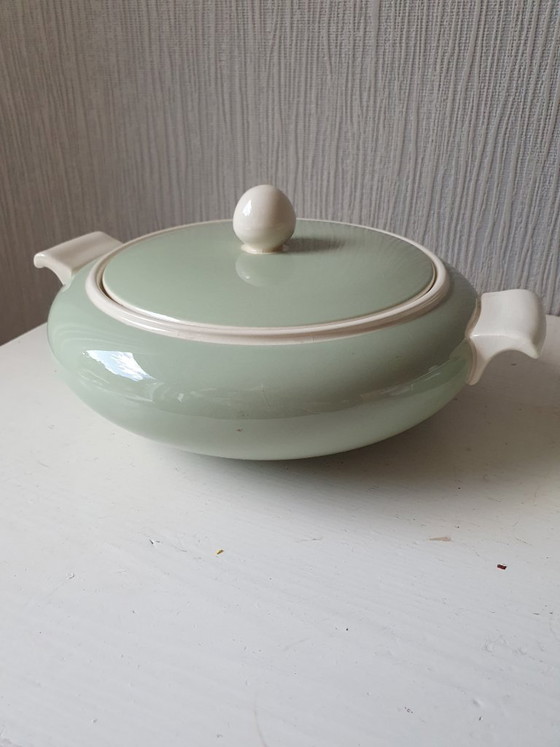Image 1 of Twee vintage Villeroy-Boch dekselschotels 1947-1956