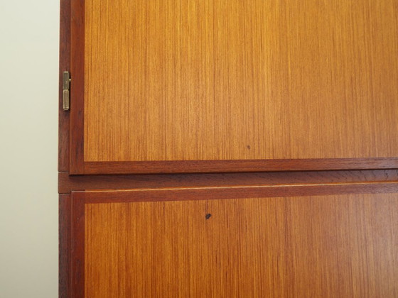 Image 1 of Armoire en teck, design danois, années 1970, fabricant : Omann Jun