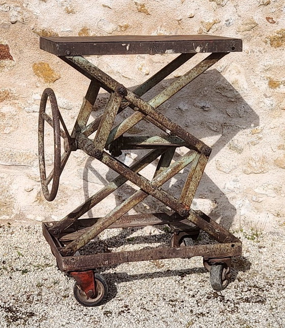Image 1 of old industrial lifting table, industrial lifting table, machine tool furniture, jack