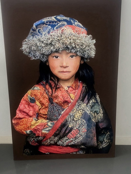 Tibetan child taupe 120x 180cm