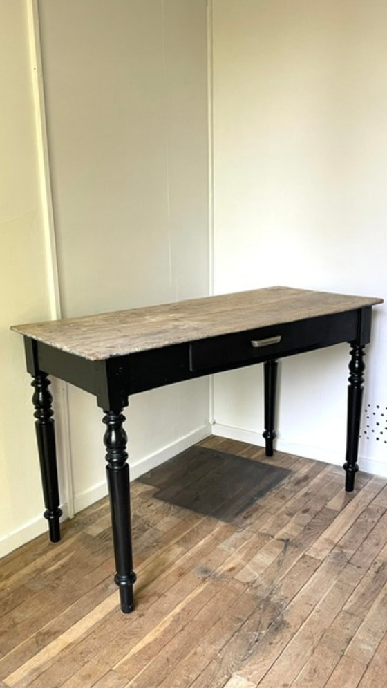 Antiker Schreibtisch im Louis Philippe Stil – Wood (photo 27 of 43)