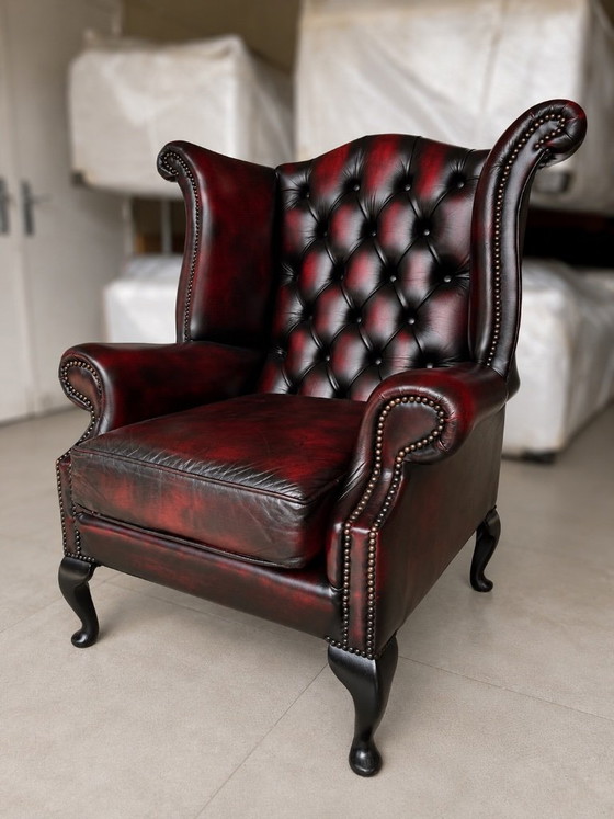 Ossenbloedrode Chesterfield 4-zitsbank met oorfauteuil – 3-5 zitsbanken, Leather (photo 9 of 10)