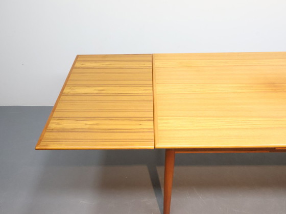 Image 1 of Grande table à manger danoise extensible
