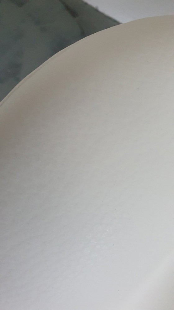 Image 1 of Poltrona a forma di cigno di Fritz Hansen in pelle bianca