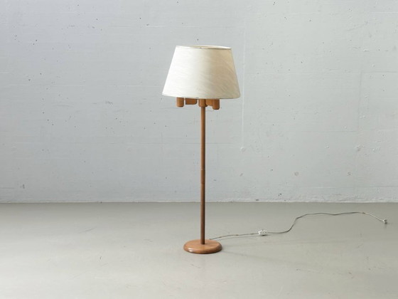 Image 1 of Lampada da terra vintage in legno di ciliegio, anni '70