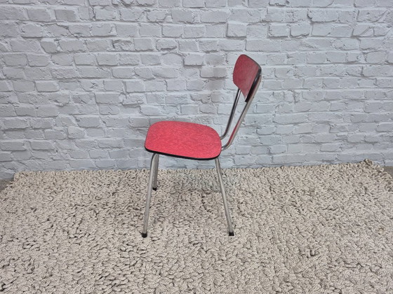 Lot de 2 Chaises de Cuisine Design Vintage Brabantia, Formica Rouge Marbré, Pays-Bas, Années 1960 (photo 5 of 7)