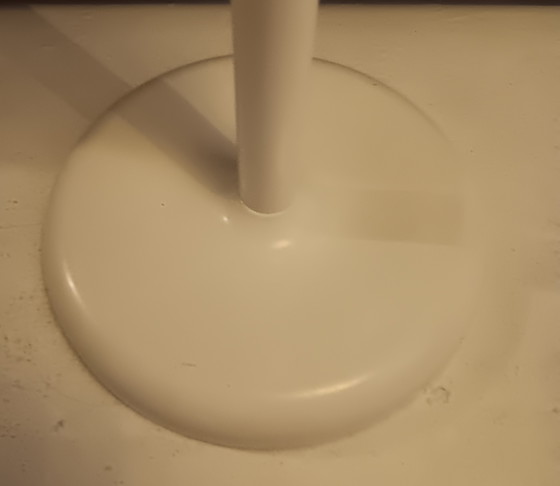 Image 1 of Perchero infantil de pie estilo Memphis IKEA