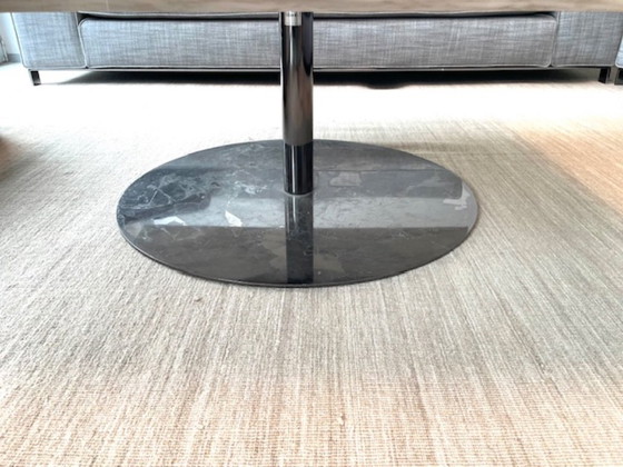 Image 1 of Ensemble complet Minotti 6 pièces comprenant 2 canapés, 1 pouf et 1 table basse.