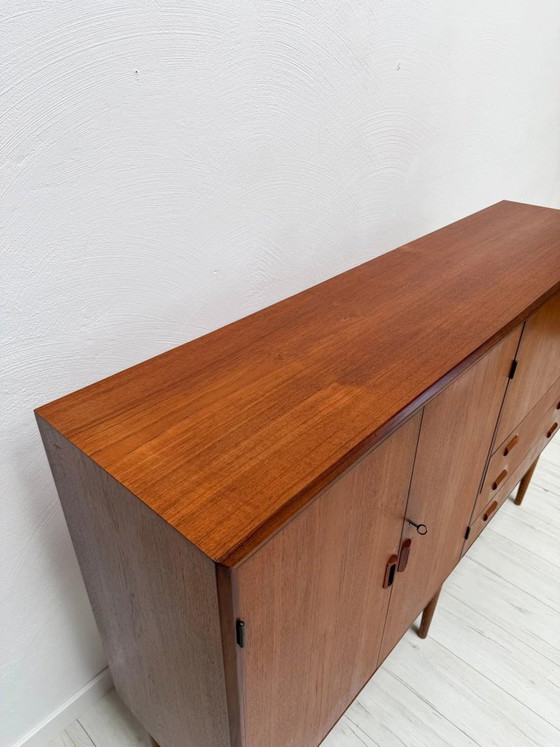 Credenza Highboard design danese vintage anni '60 attribuita a Børge Mogensen – Credenze, Legno (photo 5 of 12)
