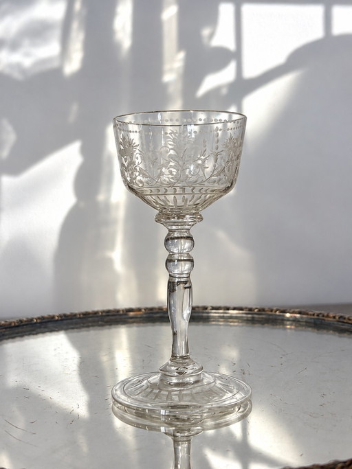 Seltenes Baccarat Likörglas 19. Jahrhundert