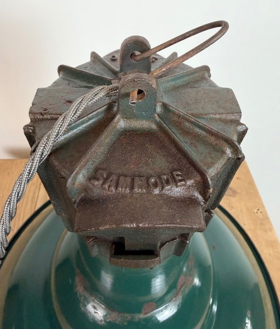 Image 1 of Lámpara colgante industrial francesa de esmalte de petróleo de Sammode, década de 1950.