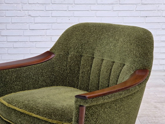 Image 1 of Anni '70, poltrona norvegese, tessuto d'arredamento verde, legno di teak.