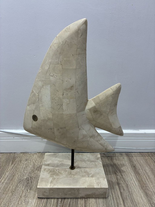 Maitland-Smith Tessellated Stone Fischskulptur auf Ständer