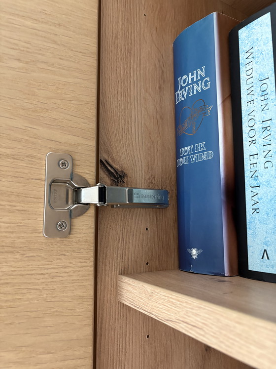 Image 1 of Armoire murale de rangement pour intérieur contemporain