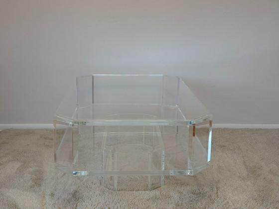 Image 1 of Tavolino da caffè in vetro acrilico trasparente
