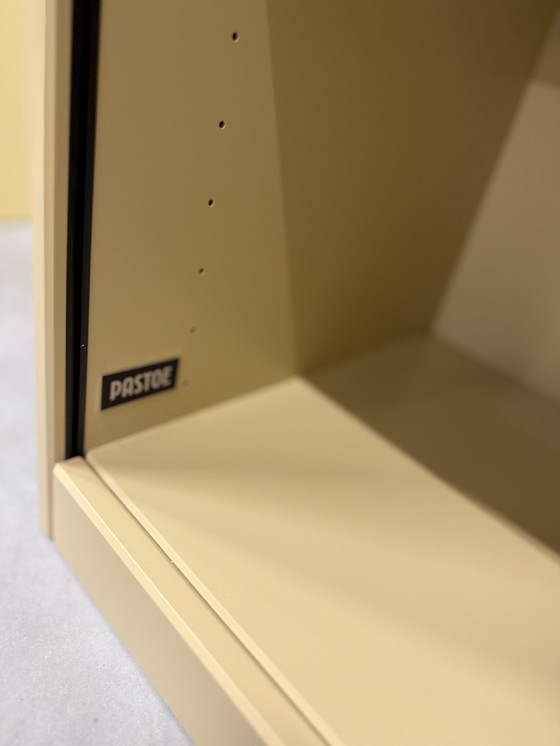 Image 1 of Pastoe A’dammer boekenkast Sepia 170x55x33