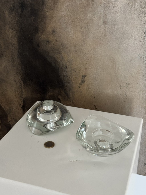 Ensemble de design danois, années 70, chandeliers, bougeoirs, verre, bougies coniques, porte-bougies chauffe-plat