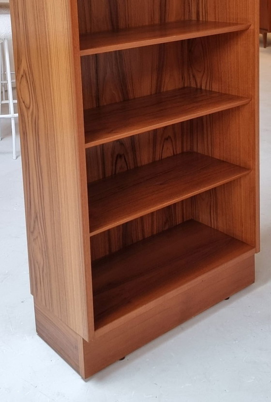 Image 1 of Librería de mediados de siglo