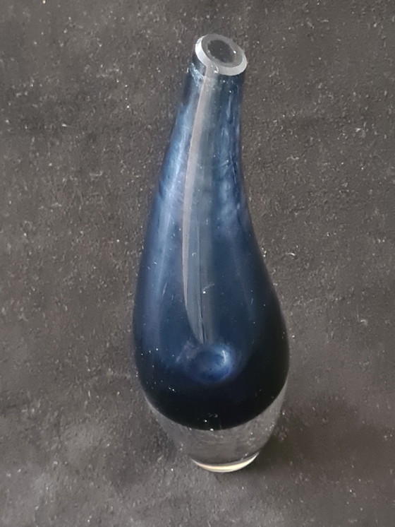 Image 1 of Fins Design Vintage Blauw Vaasje